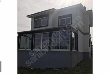Urla Gülbahçe'de Eşyalı Kiralık Villa