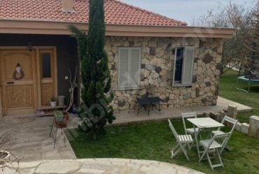 BADEMLER YAKINCA EVLERİNDE YILLIK KİRALIK MÜSTAKİL VİLLA