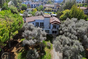 URLA KEKLİKTEPE MESA EVLERİNDE KİRALIK 5+1 MUHTEŞEM VİLLA