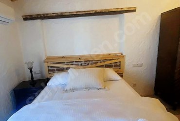 URLA MERKEZDE KİRALIK TAŞ EV