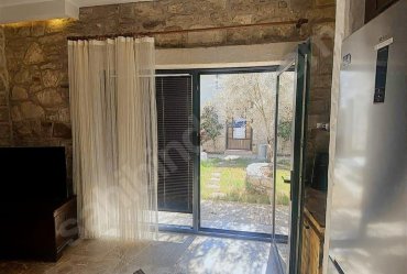 URLA MERKEZDE KİRALIK TAŞ EV