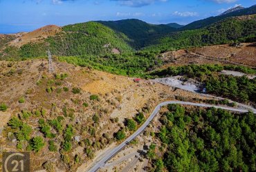 PAYAMLI KÜÇÜKKAYA ARASINDA ANA YOL ÜZERİNDE 20 DÖNÜM TARLA