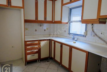 GÜZELBAHÇE BANKACILAR SİTESİNDE KİRALIK TRİPLEX VİLLA