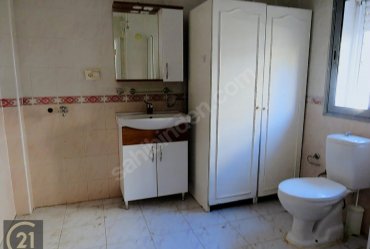 GÜZELBAHÇE BANKACILAR SİTESİNDE KİRALIK TRİPLEX VİLLA