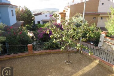 GÜZELBAHÇE BANKACILAR SİTESİNDE KİRALIK TRİPLEX VİLLA