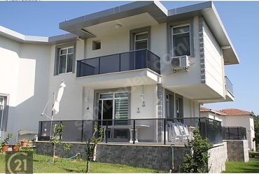 KUŞÇULARDA HAVUZLU GÜVENLİKLİ SİTEDE EŞYALI KİRALIK 4+1 VİLLA