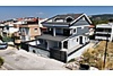 İZMİR URLA YENİKENTTE SATILIK LÜKS SIFIR MÜSTAKİL VİLLA